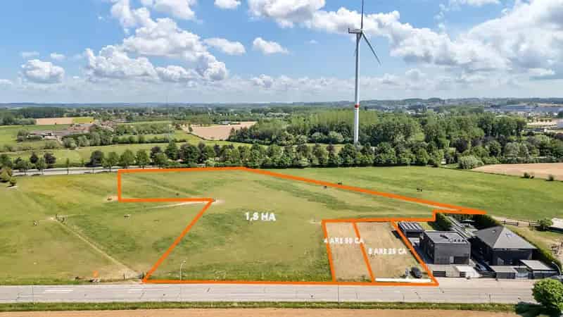 Unieke bouwgrond voor OB met weide