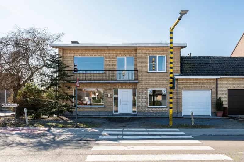 Huis te huur Zomergem 5 slaapkamers grote tuin