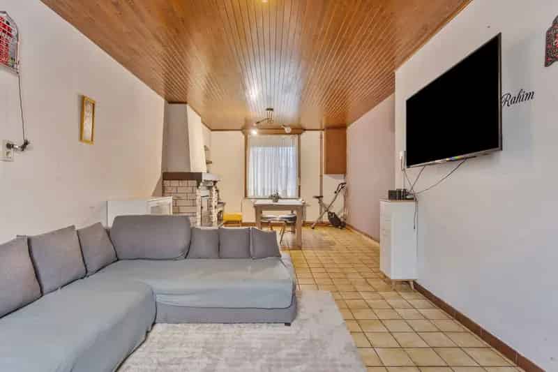 Te renoveren woning met zuidgerichte tuin
