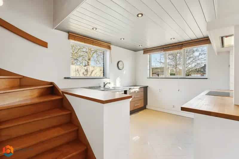 Instapklare woning met 4 slpkrs te Putte