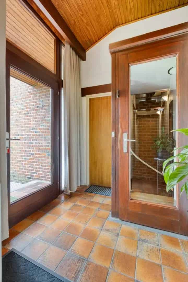 Ruime open bebouwing met zalige tuin in Tongeren-Borgloon