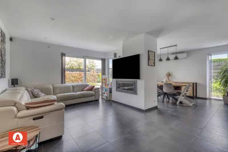 Ruime energiezuinige villa met 5 slaapkamers op toplocatie!