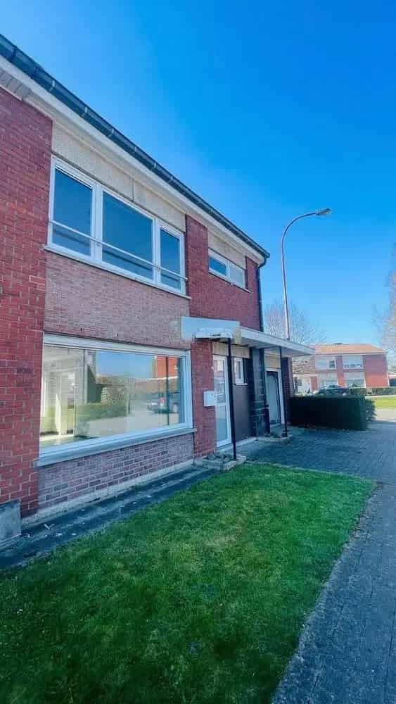 Gezinswoning met potentieel te koop in Loppem - 3 slpks, garage en tuin in Loppem