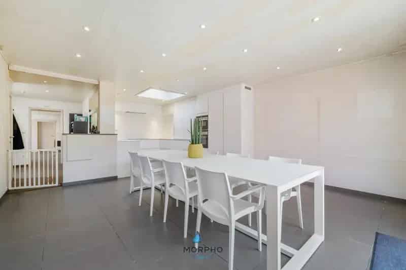 Energiezuinige gezinswoning met 4 slpks, wellness & zonnige tuin in Veldegem