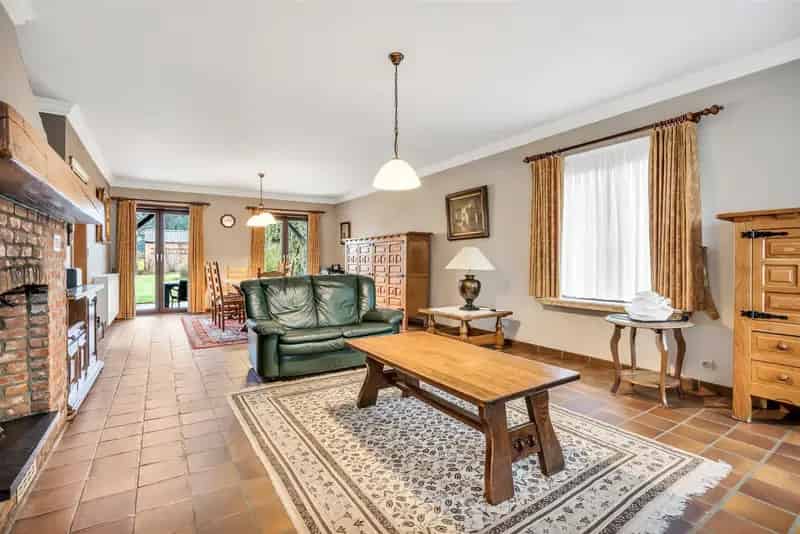 Perfect onderhouden, zuidgerichte woning met 4 slaapkamers