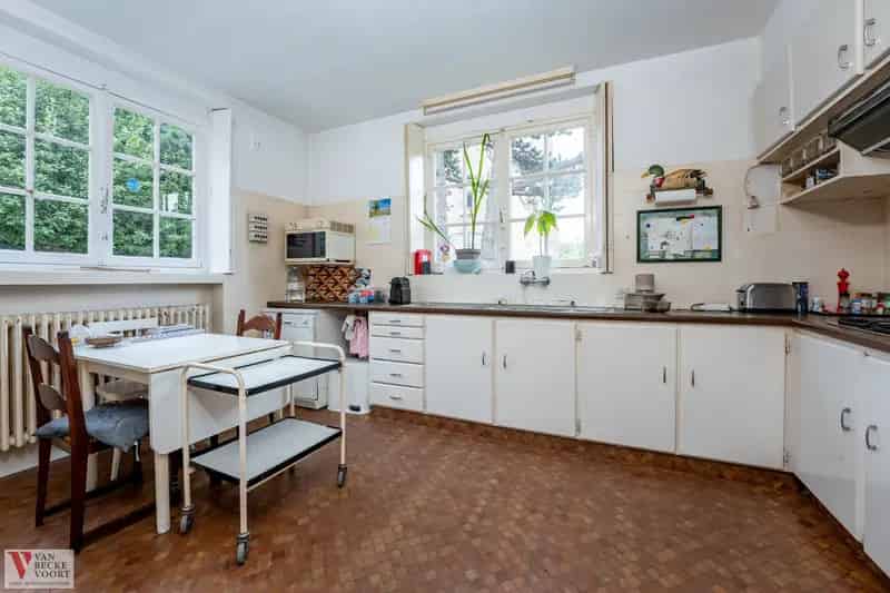 Karaktervolle landhuis op een prachtig domein van 2.030m²