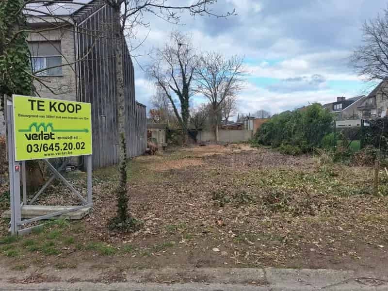 Uitstekend gelegen bouwgrond