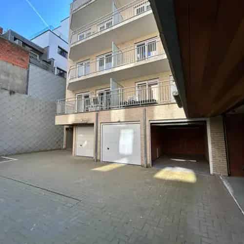 Gesloten garagebox in het centrum van Oostende