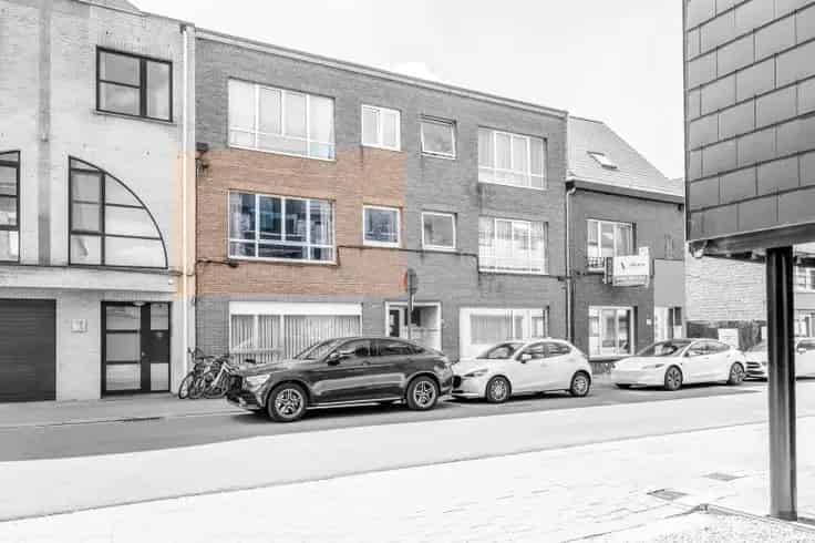 Appartement Te Koop  Instapklaar met Garage
