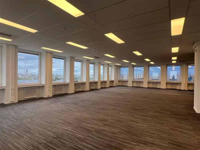 Kantoor in Lieven Bauwens Building Langsheen Gentse binnenring
