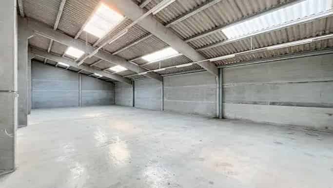 Magazijn te huur in Houtemstraat 32, Zandvoorde - Dewaele