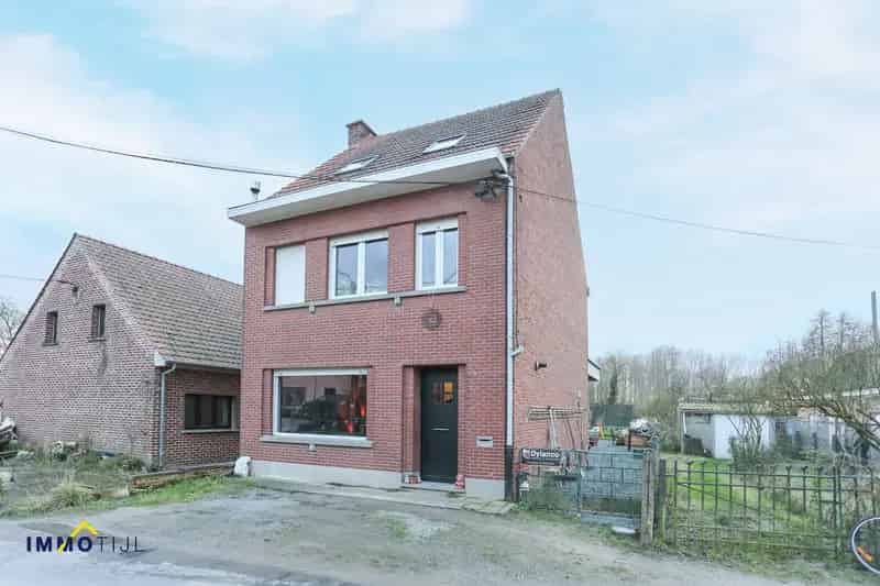 Vrijstaande woning, 4 kamers, op 06a10!