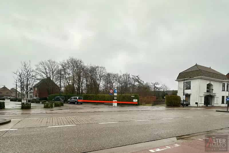 Projectgrond in centrum Hechtel - Straatbreedte 20 meter - totale oppervlakte 9a 11ca.