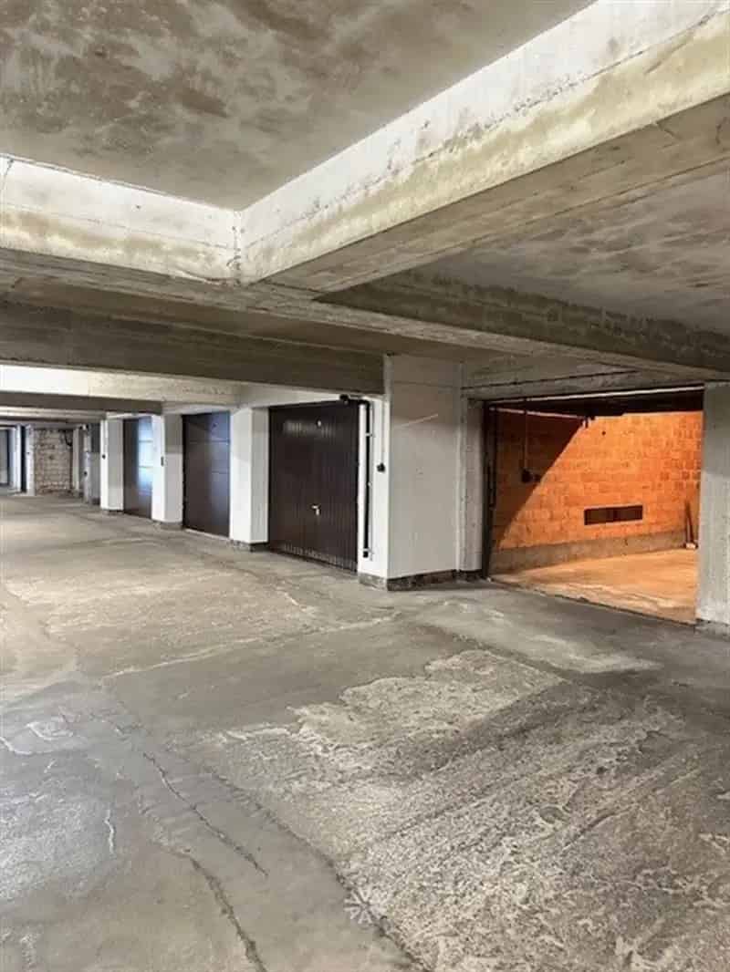 Garagebox te koop in Sint-Denijs-Westrem
