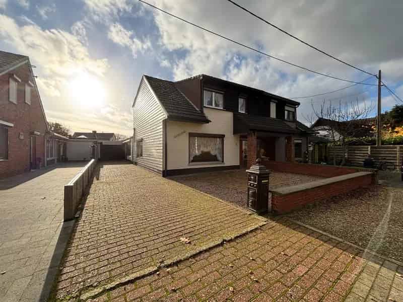 Te renoveren gezinswoning 3 slaapkamers Balen