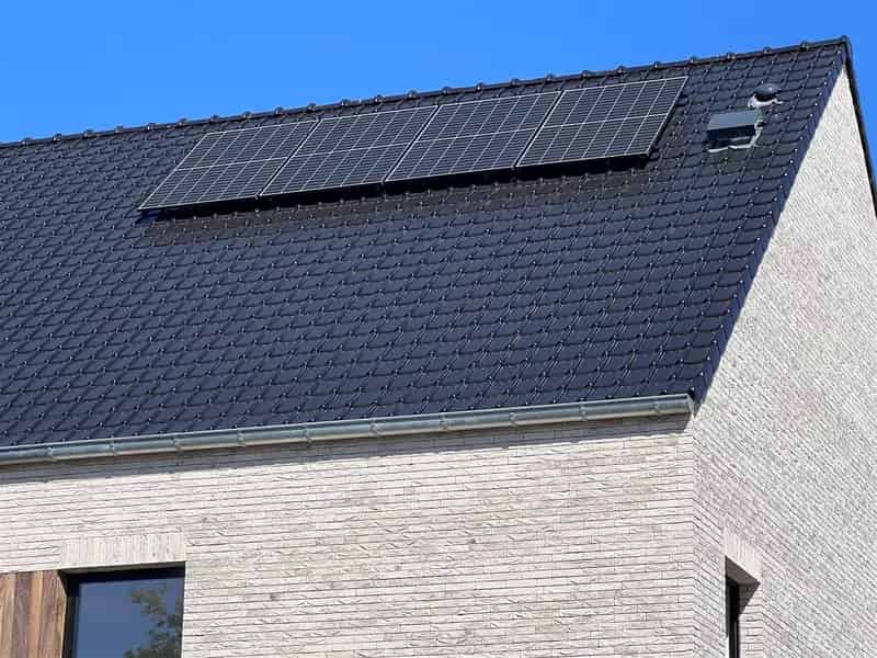 Duurzame Halfopen Woning met Boszicht