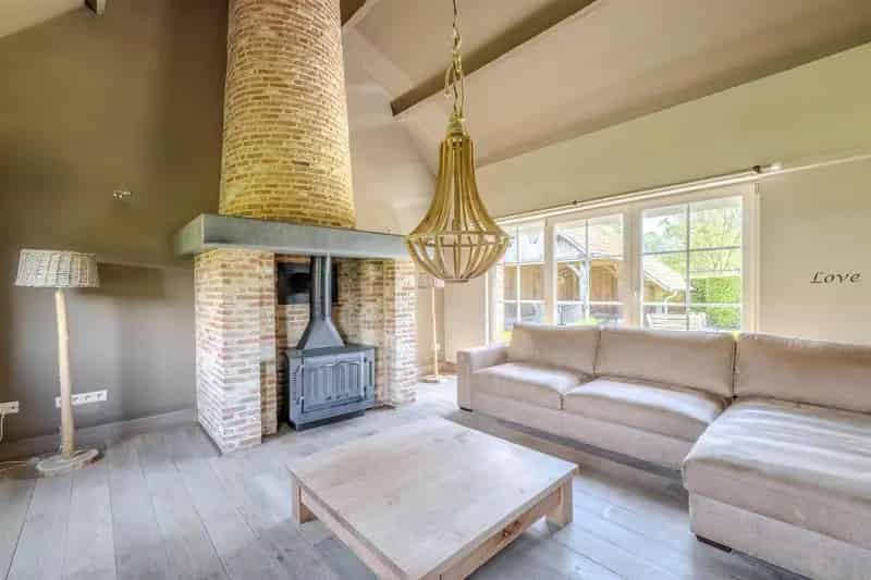 Instapklare landelijke woning met 3 slpks