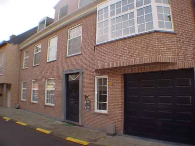 Garage met kantelpoort