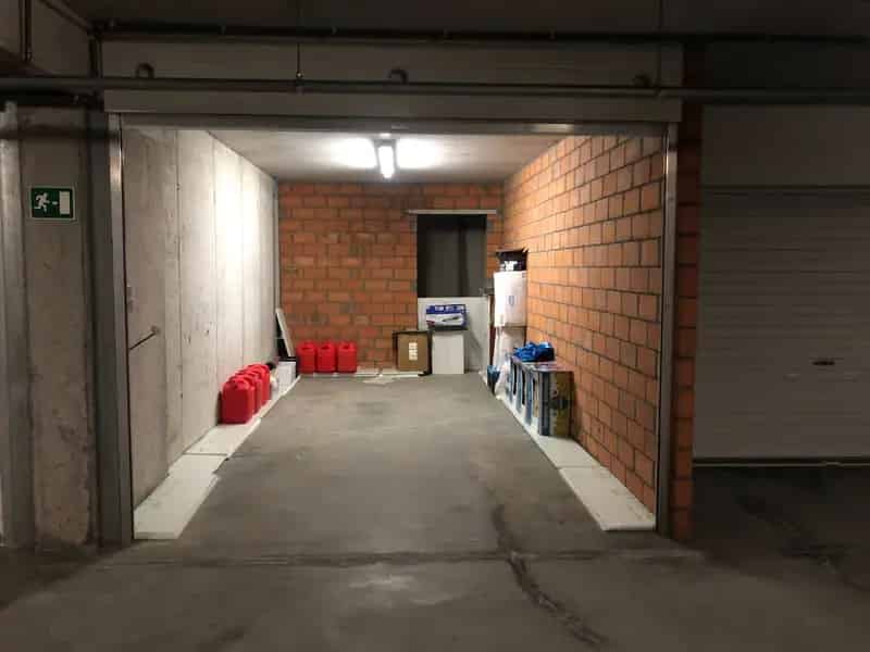 Garage / parking te huur in Strijpen