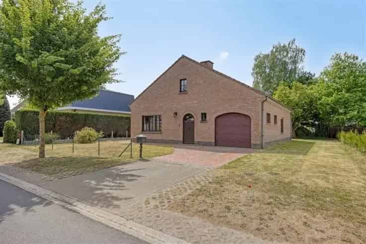 Bungalow Te Koop 2 slaapkamers Grote tuin