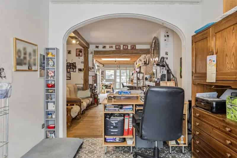 Charmante woning met 3 slaapkamers, garage en zonnige tuin