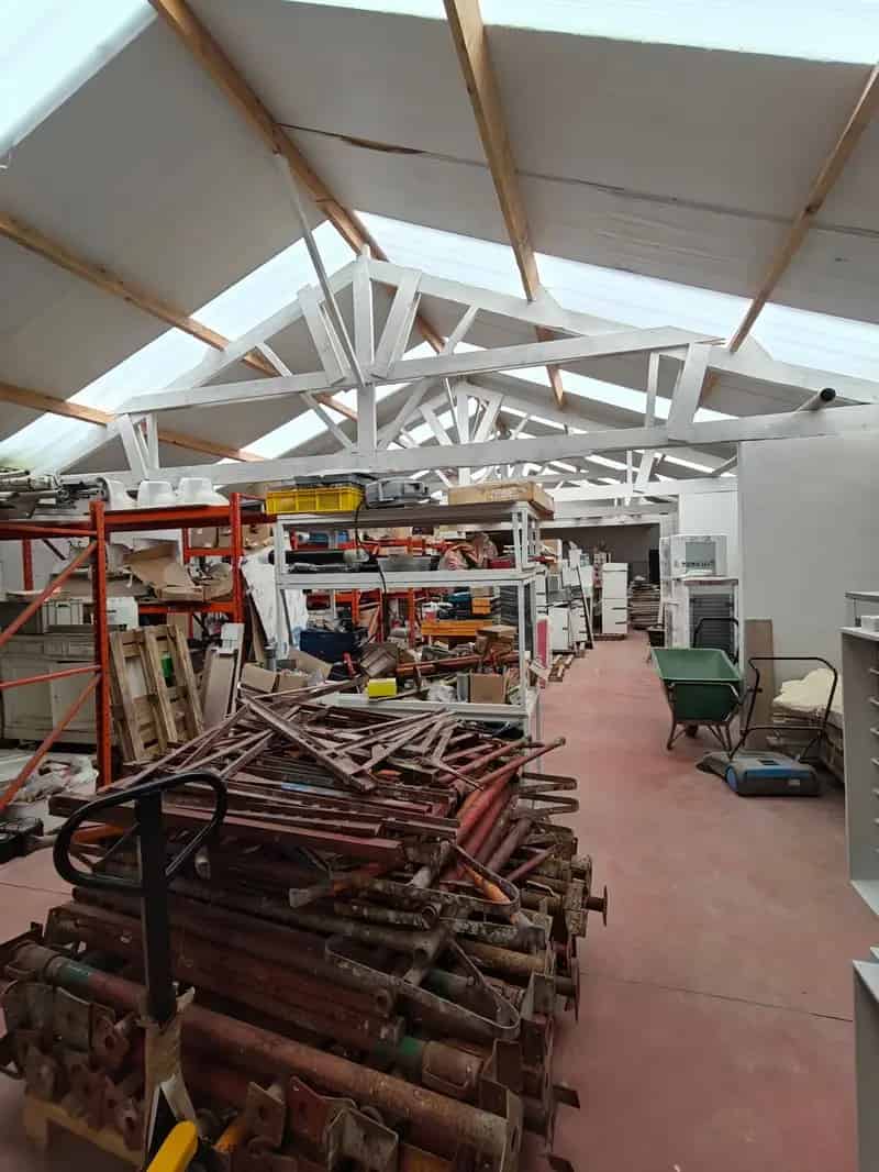 Te Koop Recent Gerenoveerde Atelierruimte/Opslagruimte te Lier