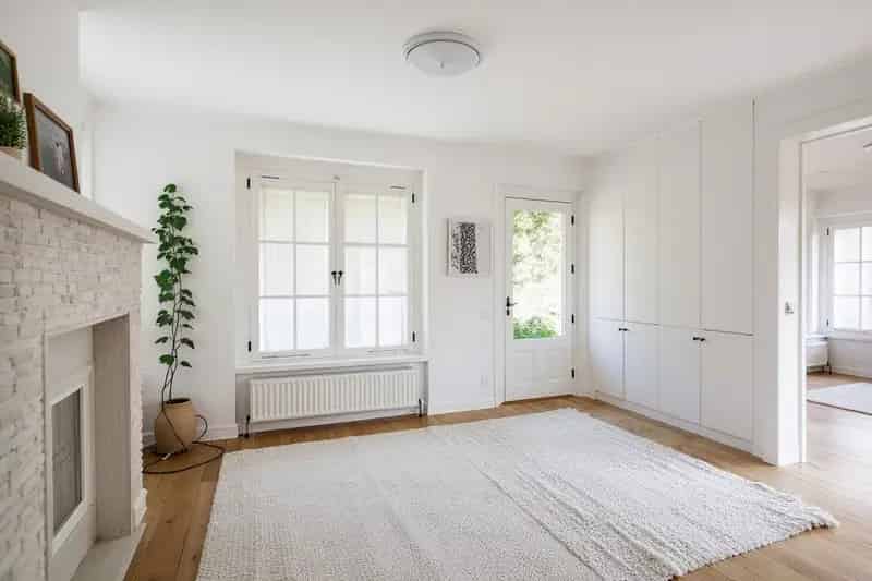 GUNSTIG GELEGEN WONING