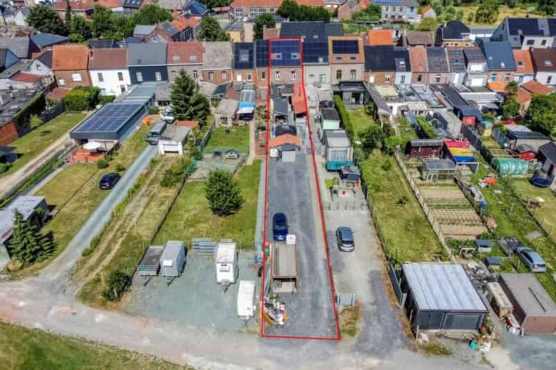 Verrassend ruime instapklare woning met 6 slaapkamers en zonnige tuin – hartje Meerbeke