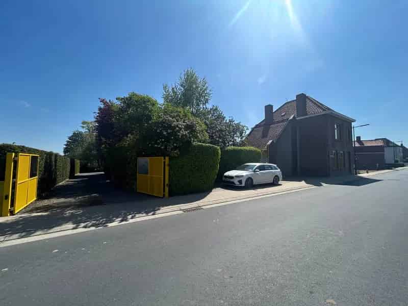 Herenwoning te koop 4 slaapkamers 1714m²