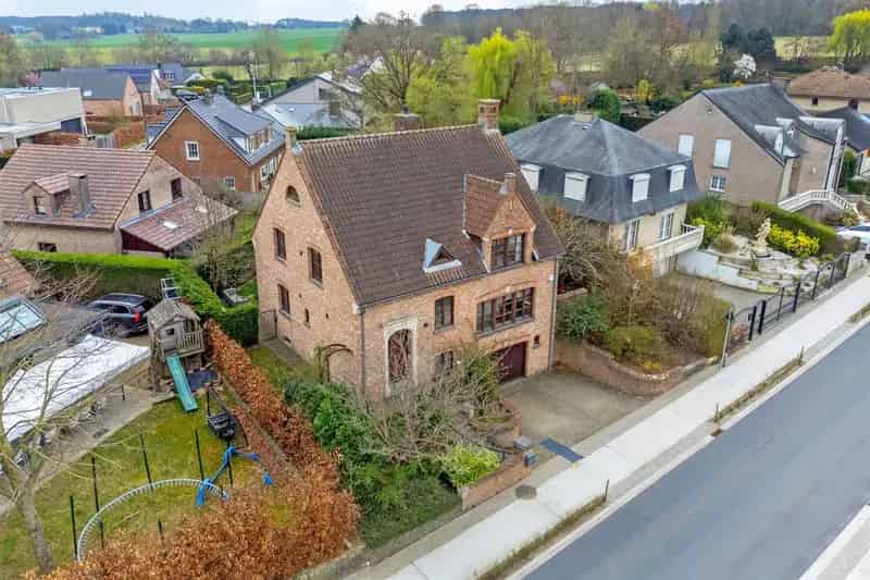 Ruime vrijstaande woning met veel mogelijkheden