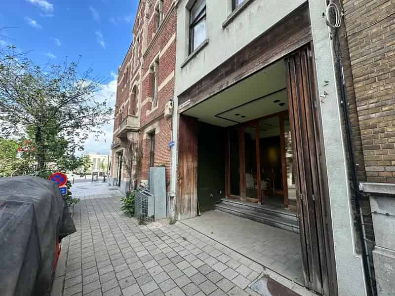 Handelspand te huur op toplocatie in ’t Zuid