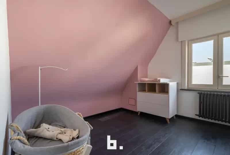 Prachtige villa met loods te Damme (Sijsele)