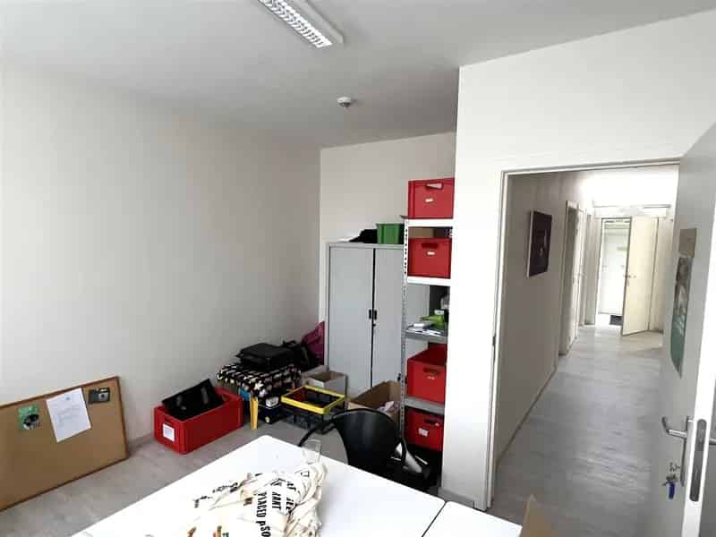 Perfect gelegen handelspand met veel potentieel in centrum Ronse