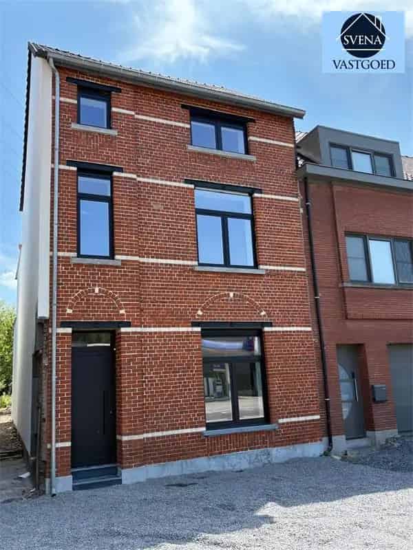 ENERGIEZUINIGE GERENOVEERDE WONING
