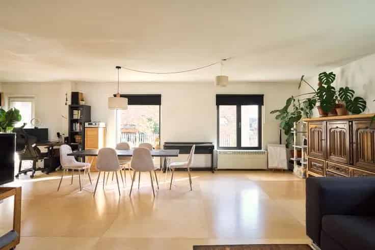 Huis Te Koop Ruime Gezinswoning Met Werkruimte En Garage