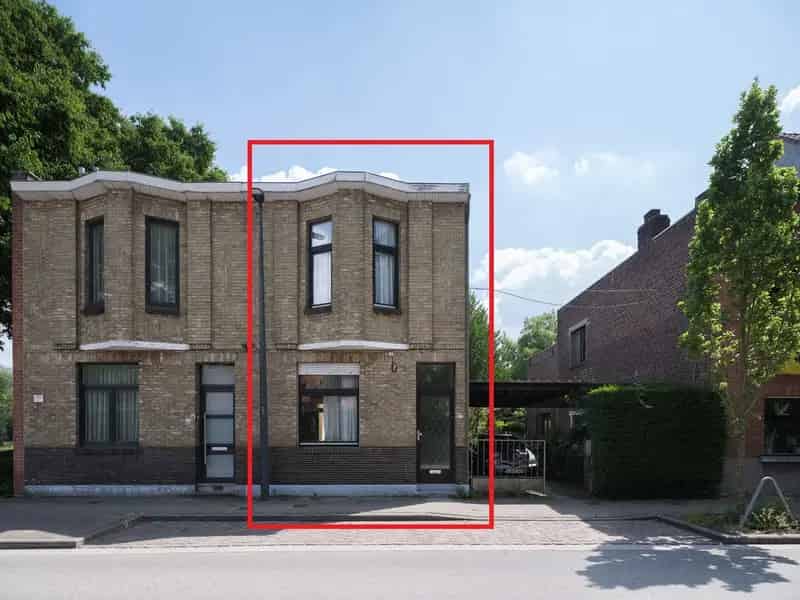Huis te koop Sint-Amandsberg: karaktervolle woning met groene tuin