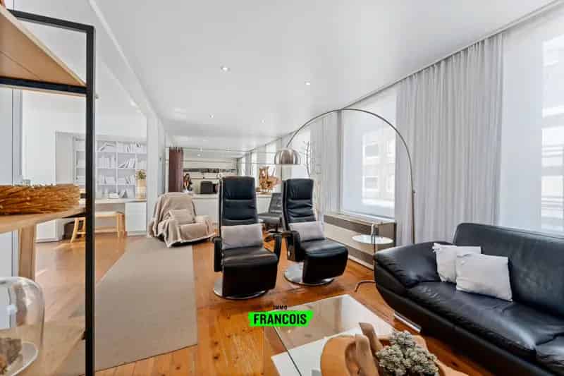 Handelspand met duplex appartement te koop te Lichtervelde