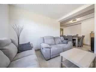 Appartement te koop - Avennes VBD21151