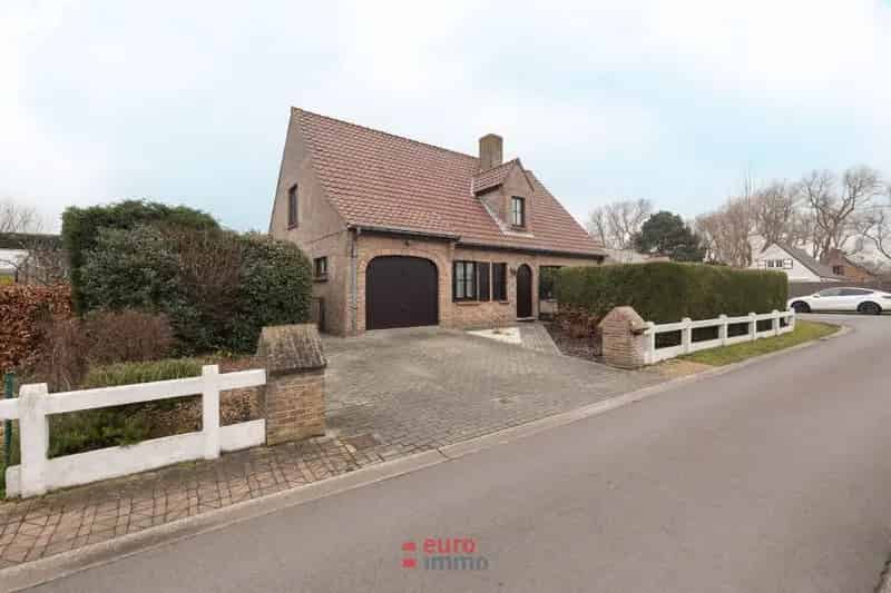 Subliem gelegen villa in Oostduinkerke