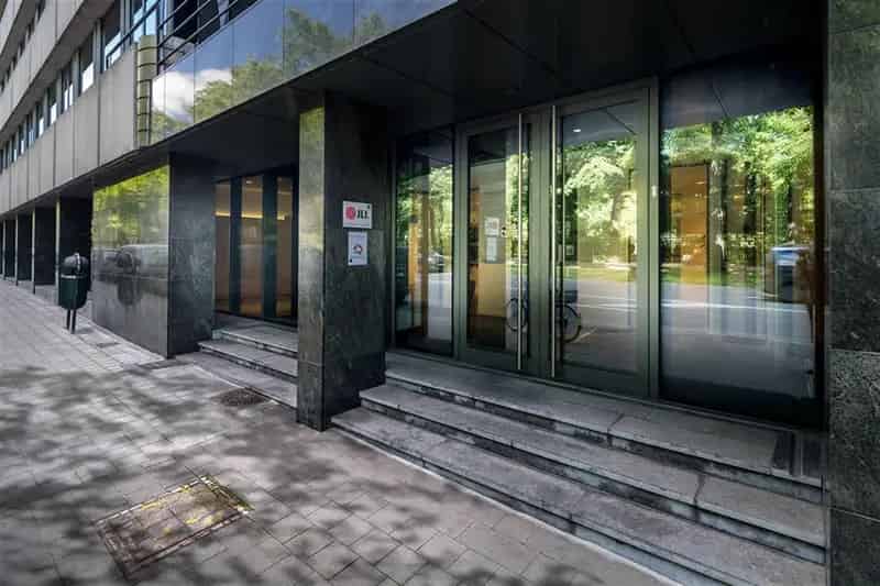 NERVIENS / NERVIERS 9-31: 545 en 1.141m²