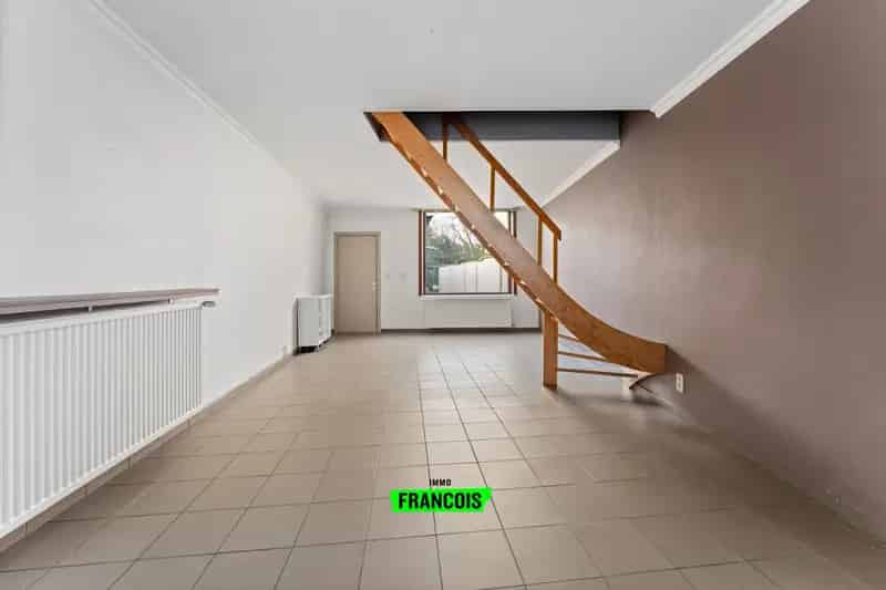 Te renoveren HOB in Hugo Verrieststraat 1 Aartrijke