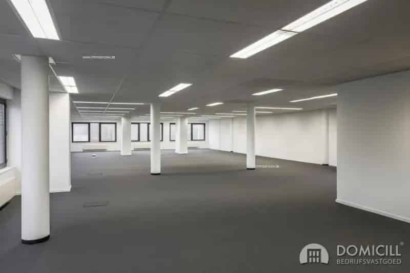 Kantoorruimte te huur in Clinton Park Roeselare