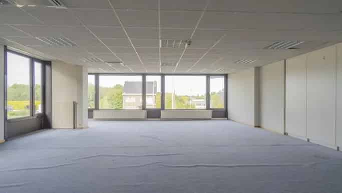 Kantoor te koop in Kortrijksesteenweg 321, Harelbeke - Dewaele