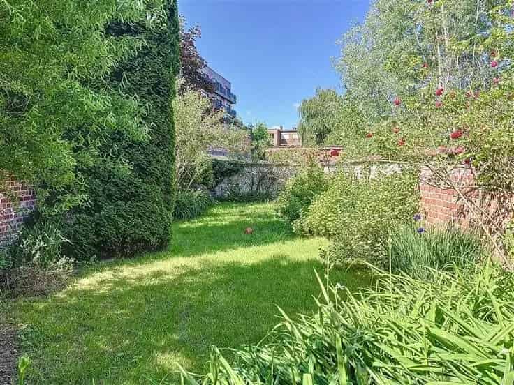 Huis Te Koop 185m2 3 slaapkamers Grote Tuin Te Renoveren