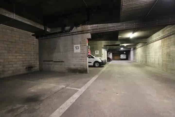 Garage  te Saint-Josse-ten-Noode 
