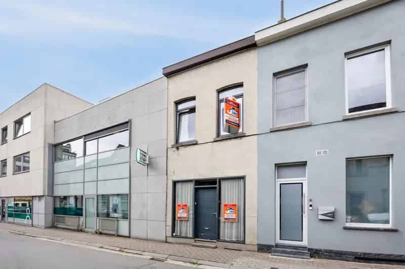 Instapklare rijwoning in Zottegem