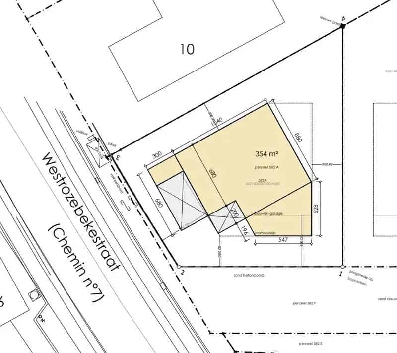 Centraal gelegen alleenstaande woning op 354m²