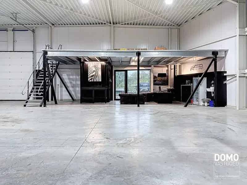 Centraal gelegen KMO unit te Hasselt.