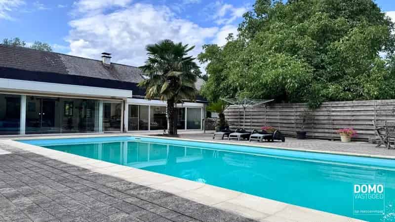 Idylisch gelegen woning op een uniek perceel van maar liefst 1ha62a80ca
