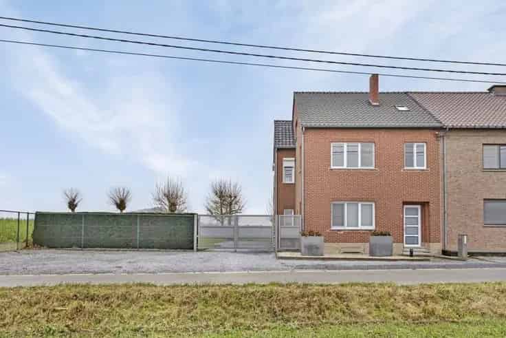 Groen Gelegen Huis Te Koop 5 Slaapkamers Bijgebouw Alt Hoeselt